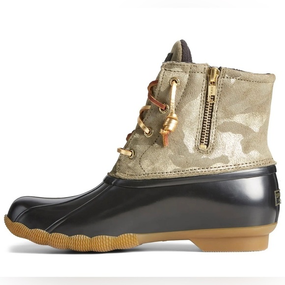 Saltwater Water Resistant Duck Boot Camo/Olive - Picture 2 of 3